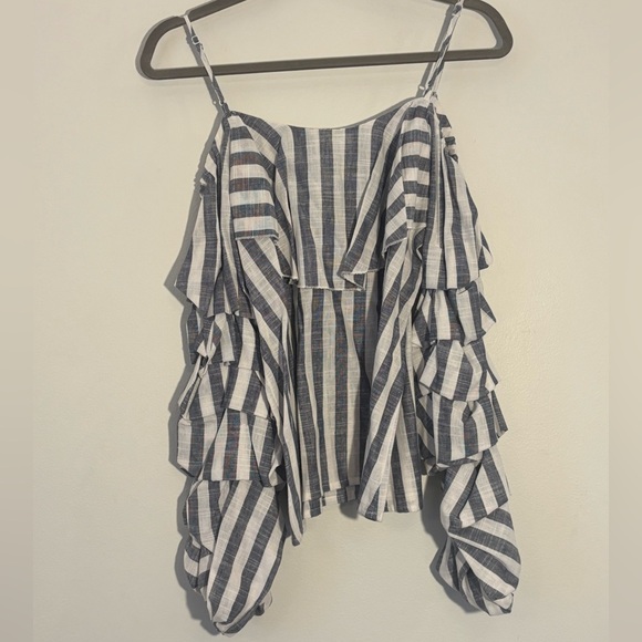 NWT Free Generation Ruffled Top - Picture 6 of 11